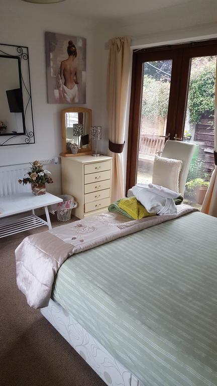 The Hideaway Suite Holiday Home Colchester Dış mekan fotoğraf